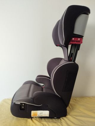 Silla de coche para niños gris