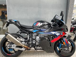 dasMoto vende BMW M1000RR(2024) con 2190 km