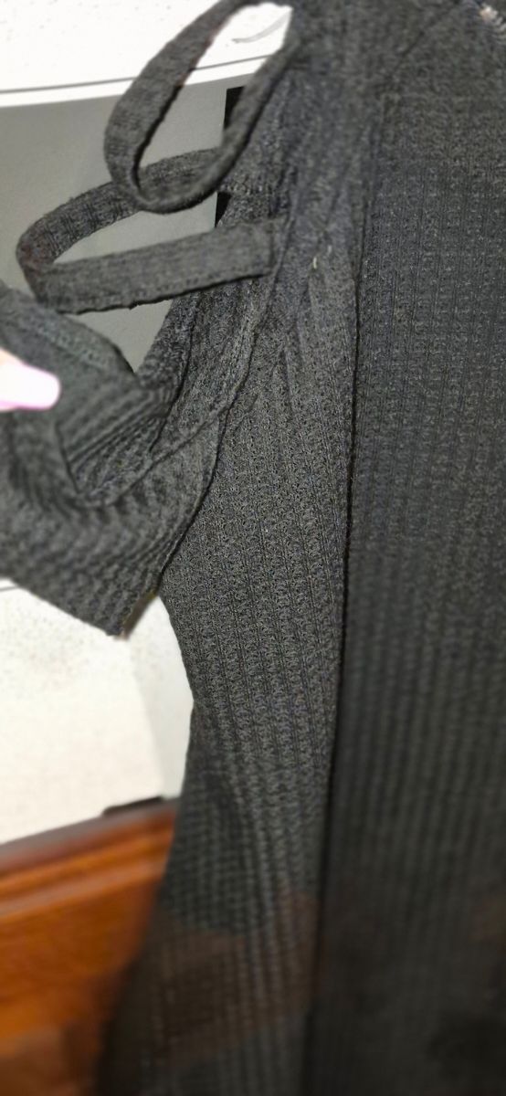 Maglietta nera manica tagliata taglia 48