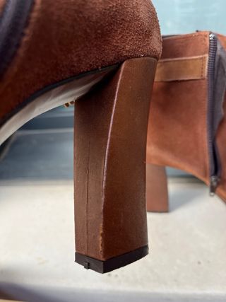 Botines de Piel Marrones