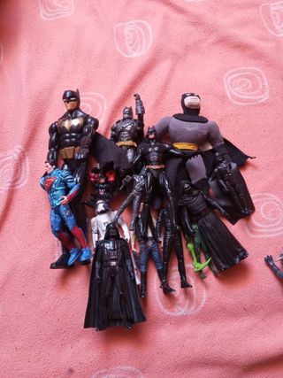 Lote figuras superhéroes y Star Wars