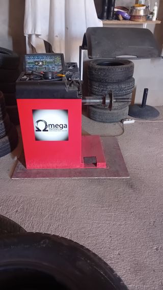 Máquina de neumáticos Omega