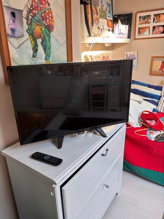 Televisión Philips 72x44
