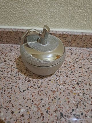 Joyero decorativo dorado y plateado