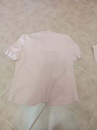 Traje de evento rosa para mujer