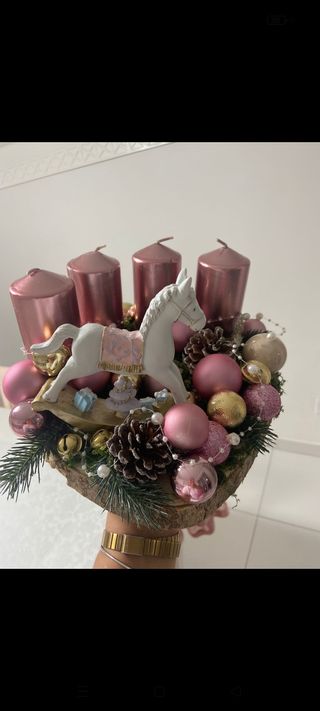 Centrotavola Natalizio con Scoiattoli e Candela pe