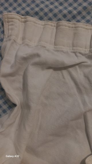 Tenda beige in tessuto