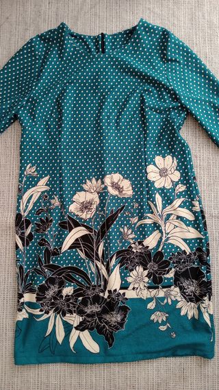 Vestido verde lunares y flores