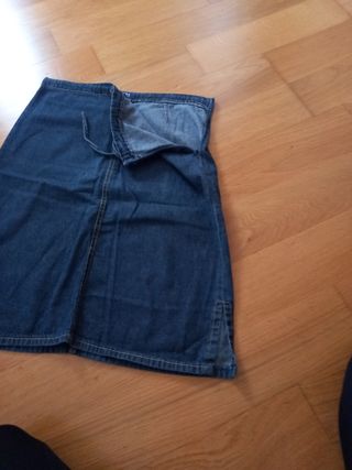 Falda vaquera rodilla con aberturas laterales