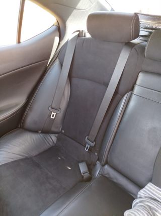 Lexus IS 2010