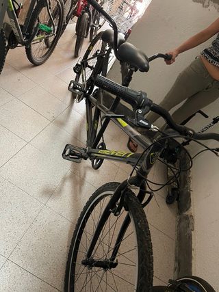 Bicicleta Tándem Negra
Precio negociable 