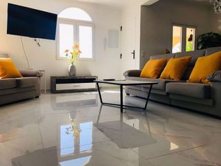 Chalet en venta en La Siesta - El Salado - Torreta en Torrevieja