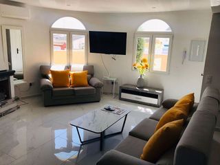 Chalet en venta en La Siesta - El Salado - Torreta en Torrevieja