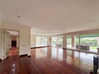 Chalet en alquiler en Piovera - Conde Orgaz en Madrid