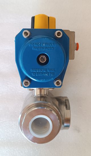 Válvula 3 vías Inox + Actuador Neumático