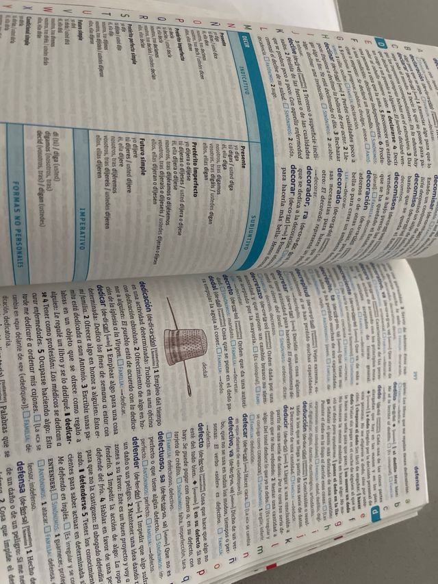 Diccionario Básico de la lengua española. Prima...