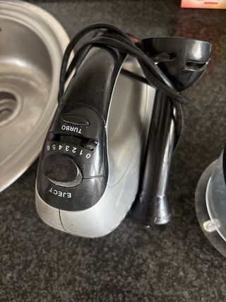 Batidora y picadora de mano