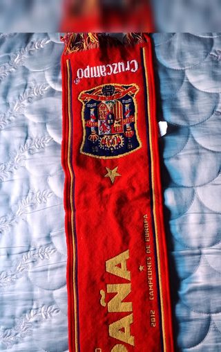 Bufanda España Campeones Europa y Mundo Cruzcampo
