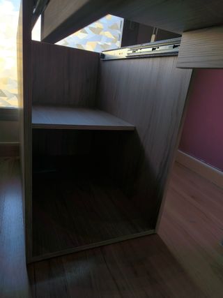Escritorio extensible de madera