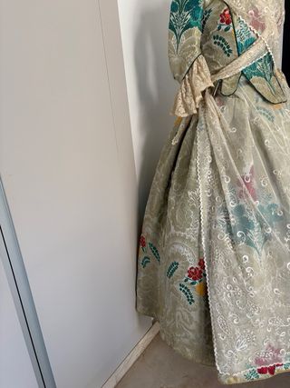 Traje de Fallera 