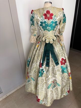 Traje de Fallera 