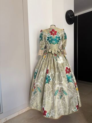 Traje de Fallera 