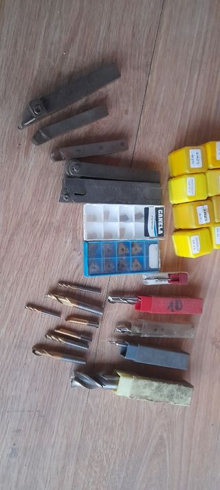 Torno, fresadora y utillaje