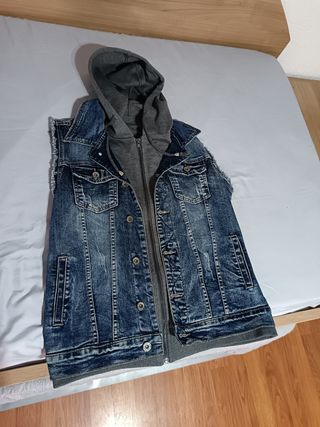 Chaqueta Vaquera Sin Mangas con Capucha