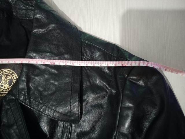 Cappotto in pelle vintage nero