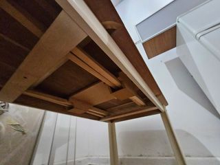 Mesa extensible , lacada.