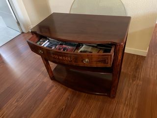 Mesa de TV de madera elegante