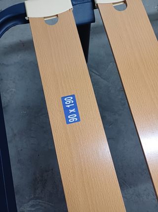 Somier de láminas 90cm con patas