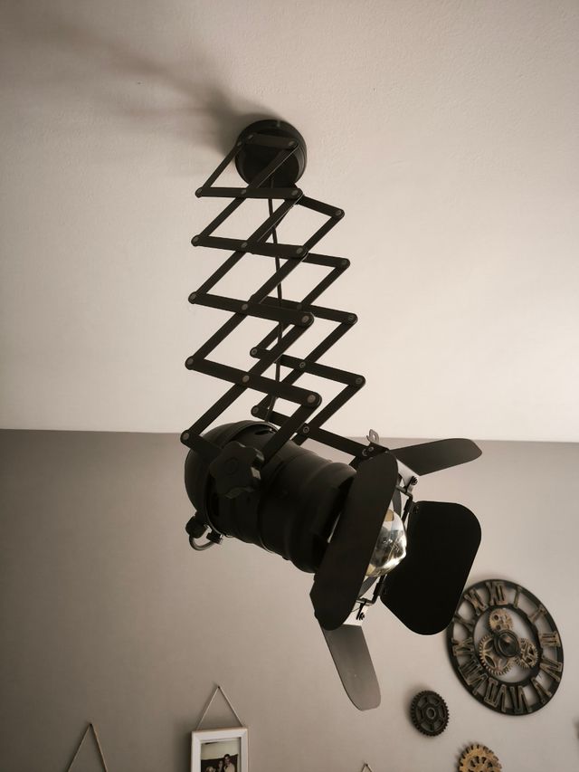 De Cine: Lámpara de cine telescópica negra