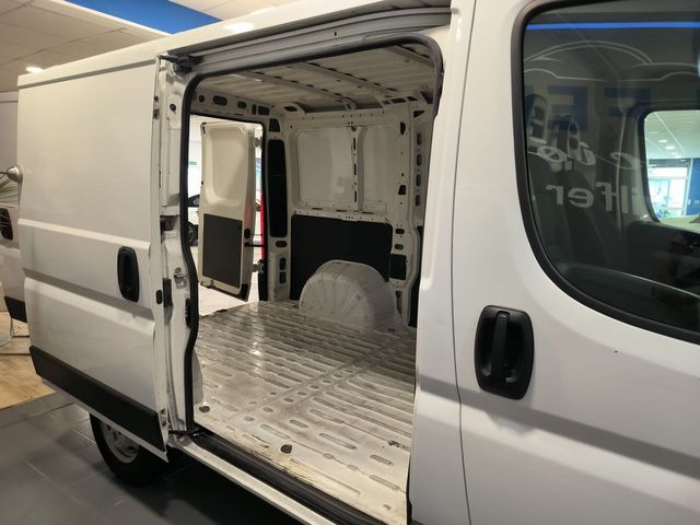 Citroën Jumper 2,2 BlueHDi 88KW 120CV Furgon 35L2H2 