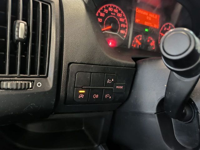 Citroën Jumper 2,2 BlueHDi 88KW 120CV Furgon 35L2H2 