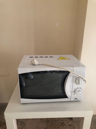 Microondas Sytech con Grill