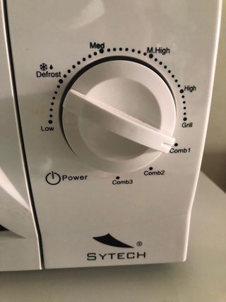 Microondas Sytech con Grill