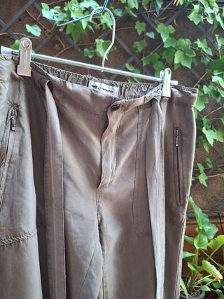 Pantalón de rayón verde oliva