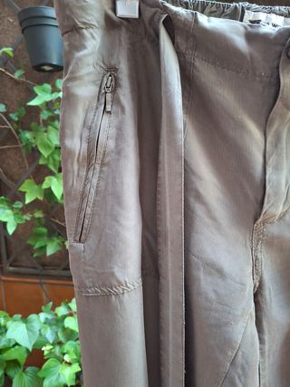 Pantalón de rayón verde oliva