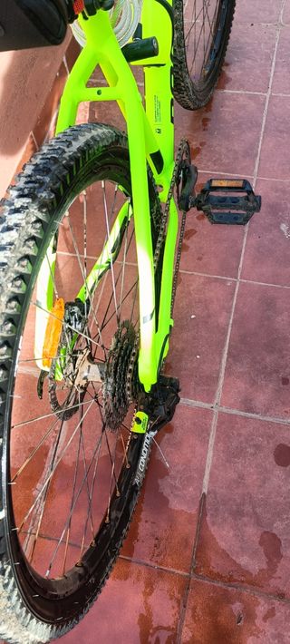 Bicicleta Rockrider ST 530 Verde Talla M.