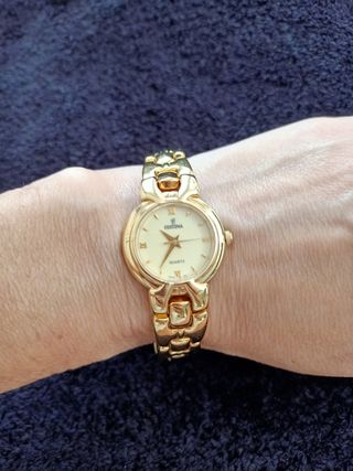 Reloj Festina Dorado Mujer