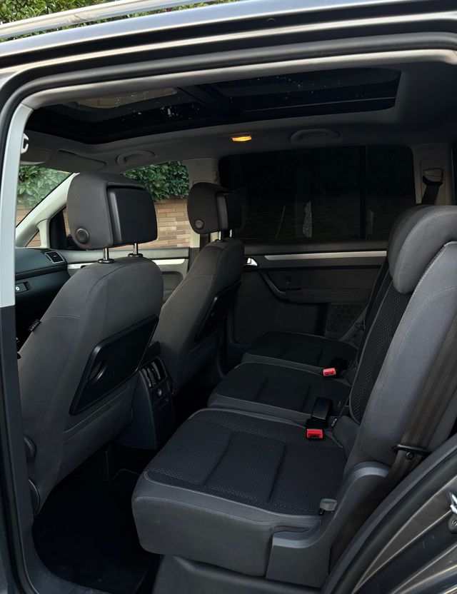 Volkswagen Touran 2012 TDI