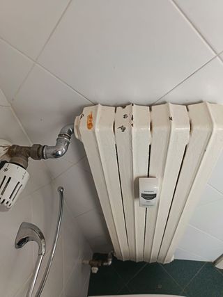 Radiatori in ghisa con valvola termostatica