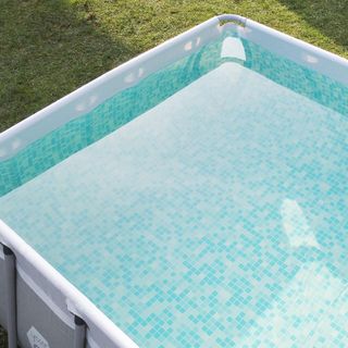 Piscina 7300L sin estrenar