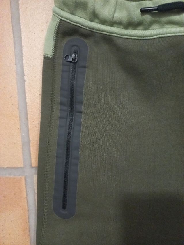 Pantalón Nike Tech Fleece Niño Verde