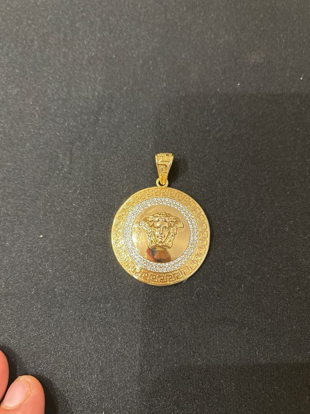 Medalla Medusa Oro Laminado Acero Bañado Oro 18k