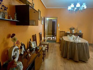 Chalet en venta en Valdepeñas