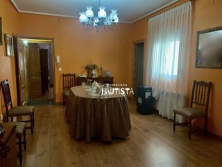 Chalet en venta en Valdepeñas