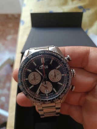 Reloj Lotus Cronógrafo Negro y Plateado