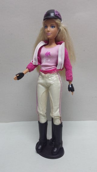Muñeca Barbie Mattel 2005 RF62